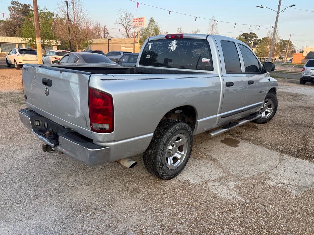 Dodge Ram 1500 Laramie Quad Cab Long Bed 2WD 2005
