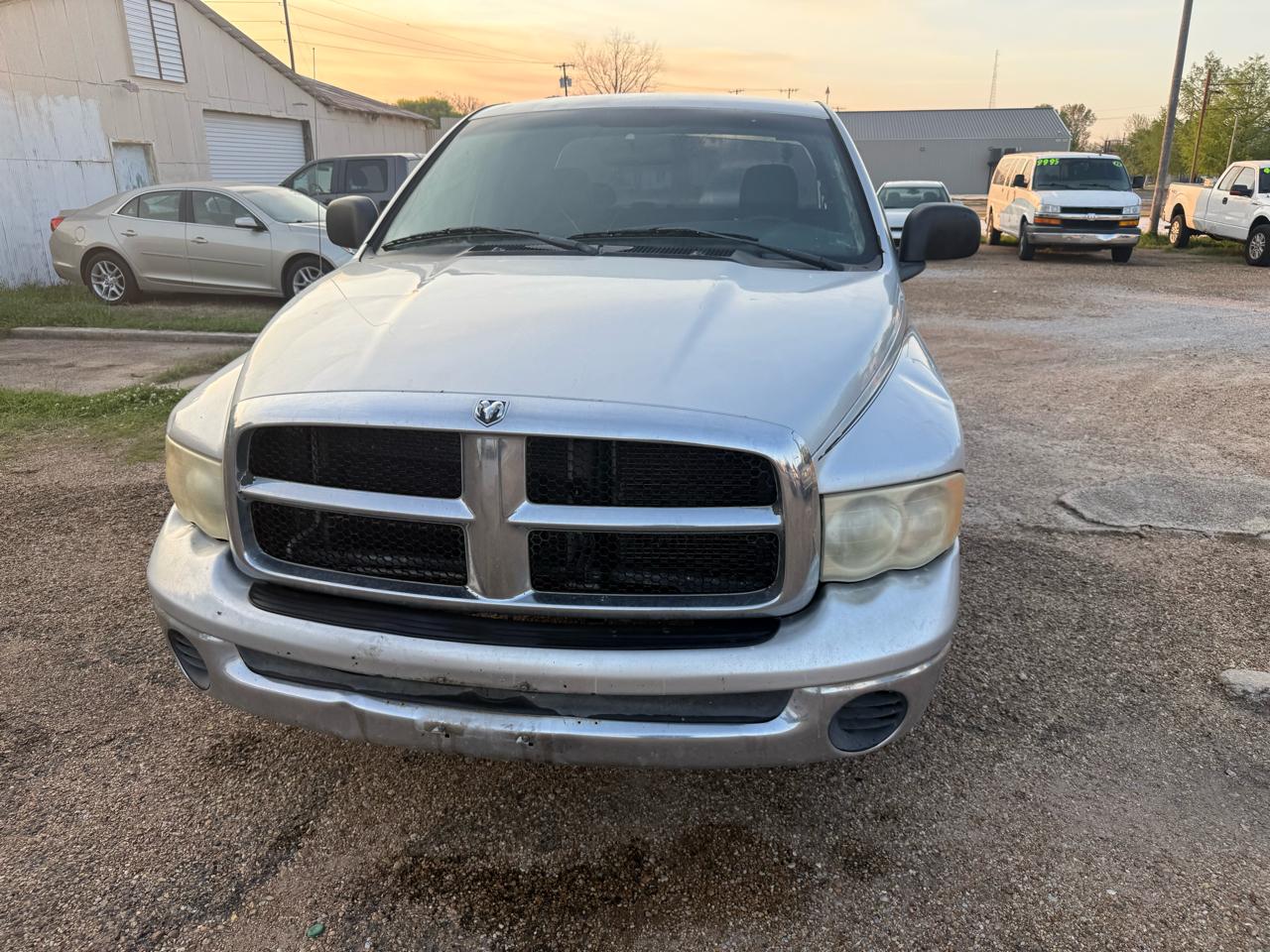 Dodge Ram 1500 Laramie Quad Cab Long Bed 2WD 2005
