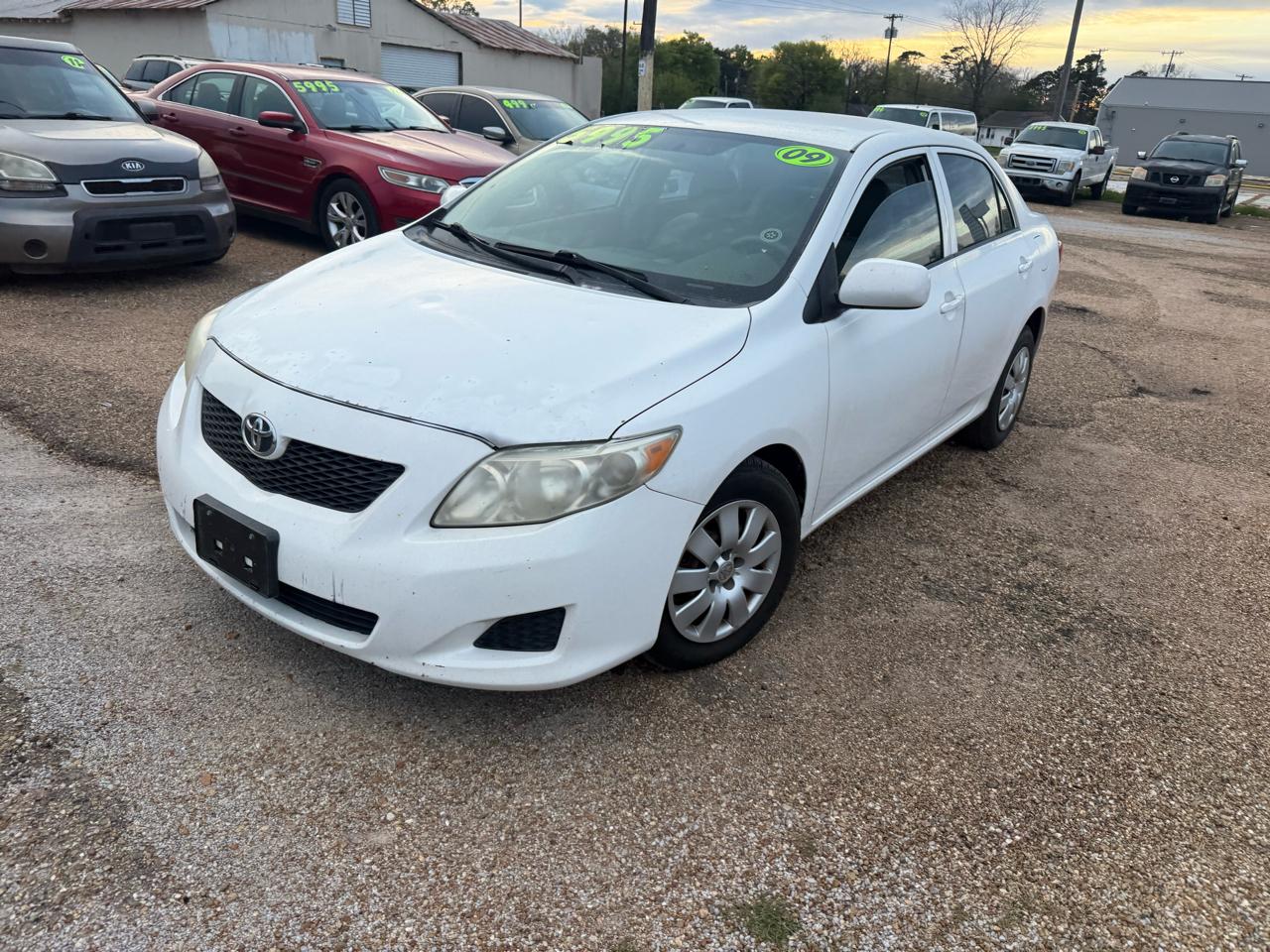 Toyota Corolla 4dr Sdn Auto LE (Natl) 2009