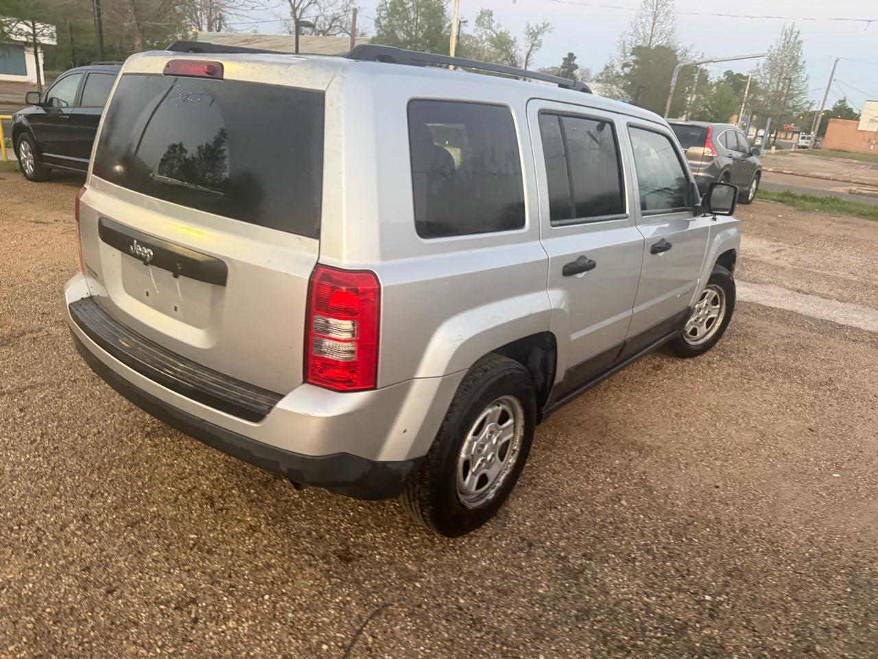 Jeep Patriot Sport 2WD 2014