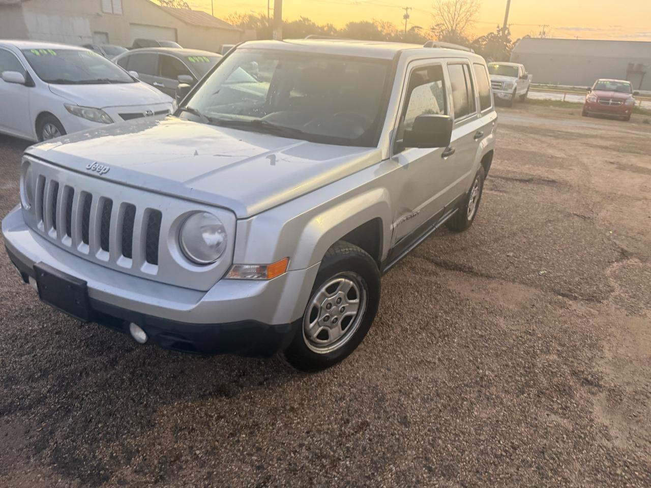 Jeep Patriot Sport 2WD 2014