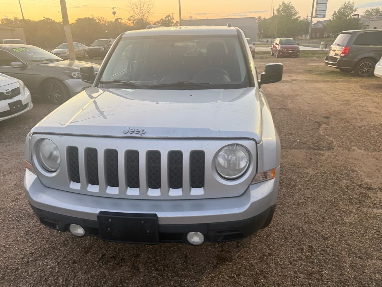 Jeep Patriot Sport 2WD 2014