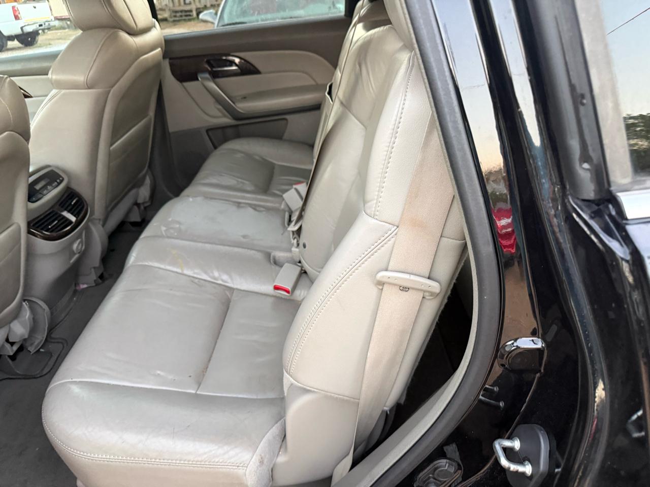 Acura MDX 6-Spd AT w/Tech Package 2011