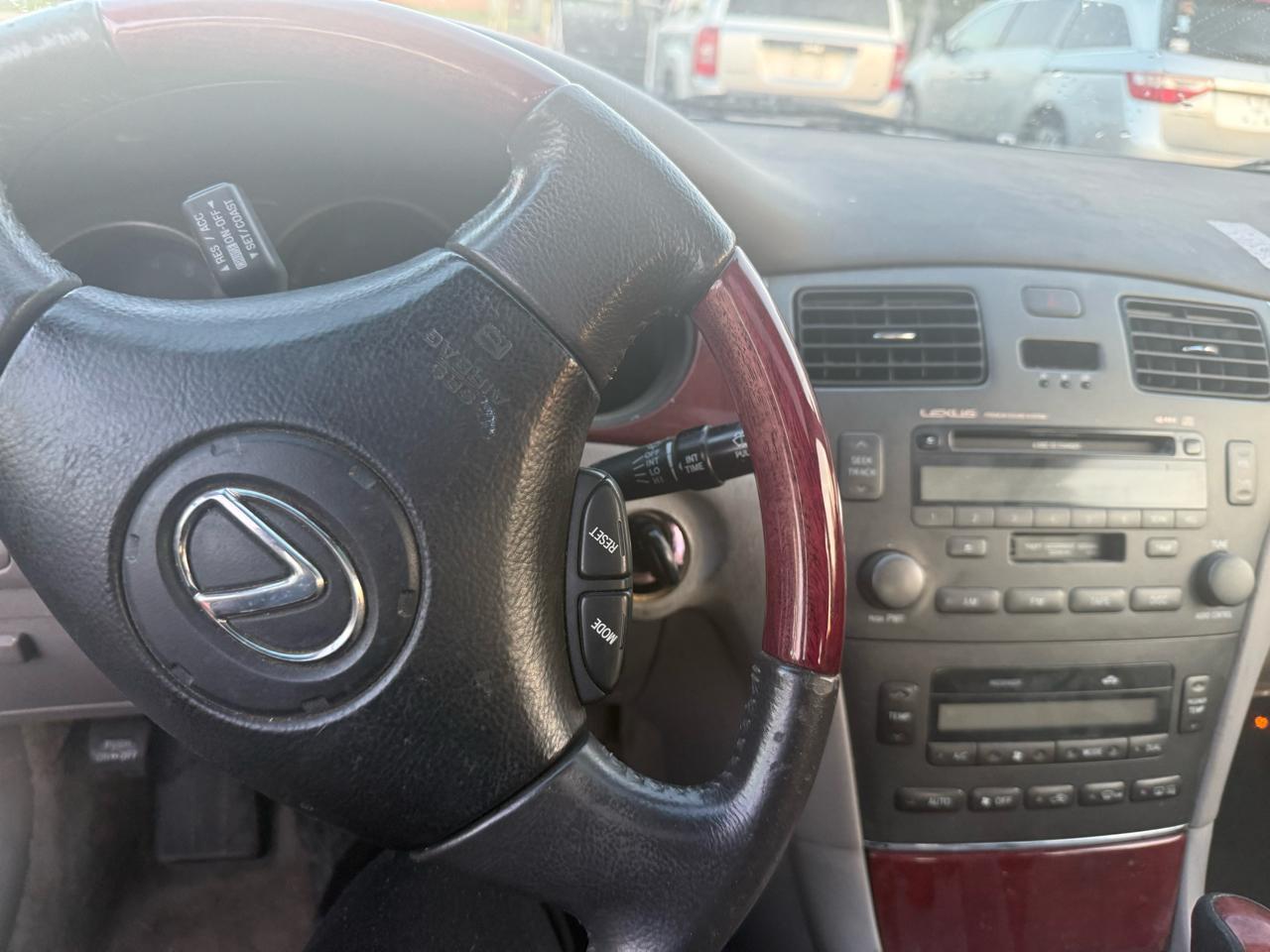 Lexus ES 300 Sedan 2003