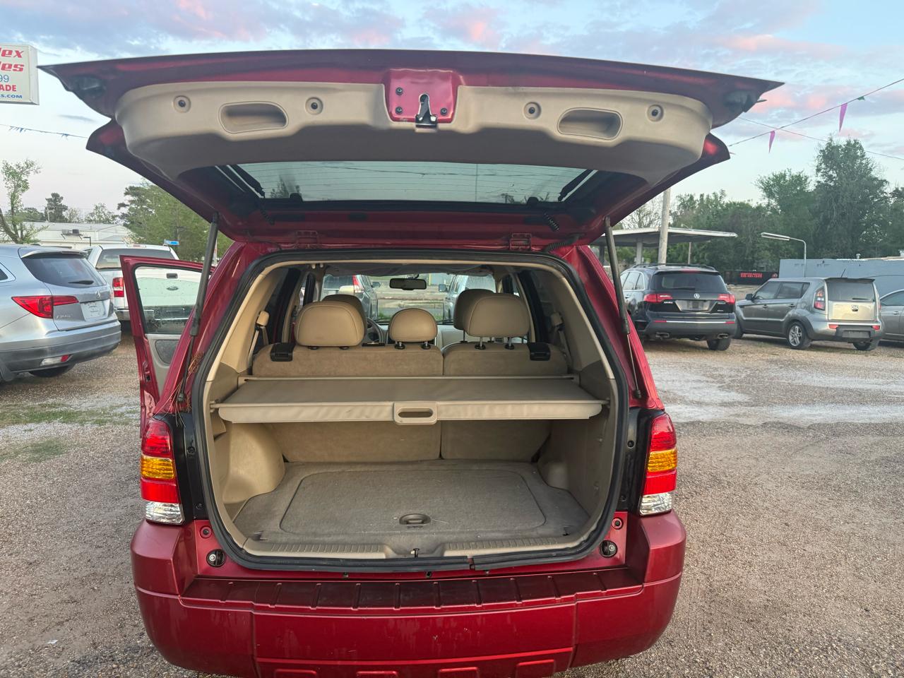 Ford Escape Limited 2WD 2006