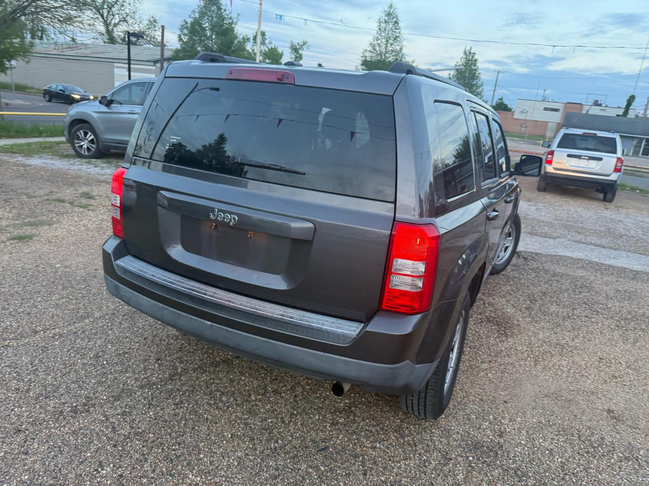 Jeep Patriot Sport 2WD 2016