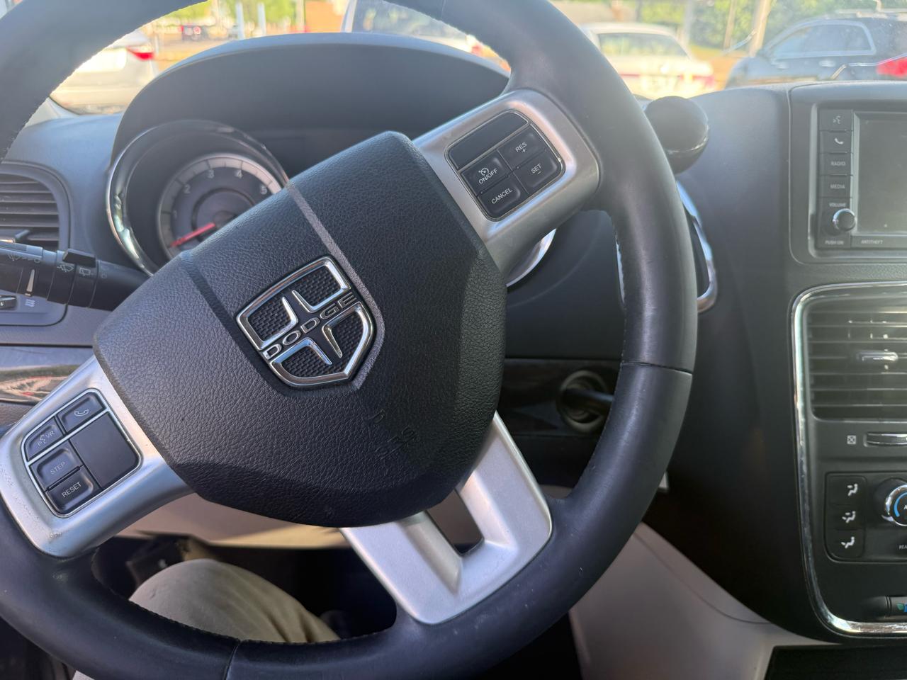 Dodge Grand Caravan SE 2013