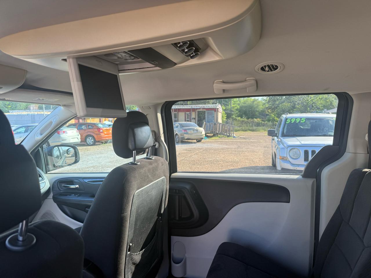 Dodge Grand Caravan SE 2013