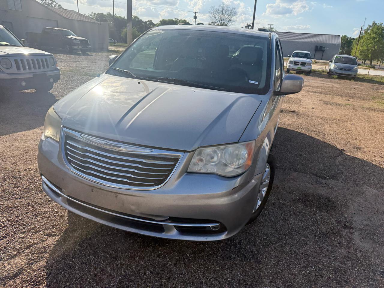 Chrysler Town & Country Touring 2013