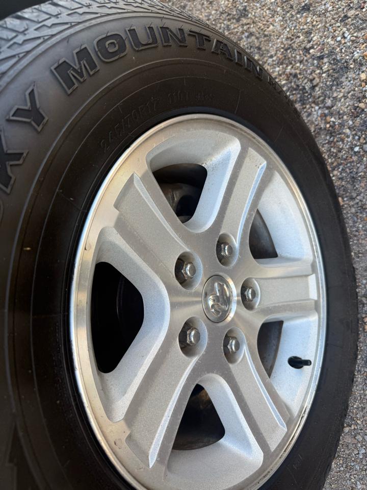 Dodge Dakota SLT Crew Cab 2WD 2010