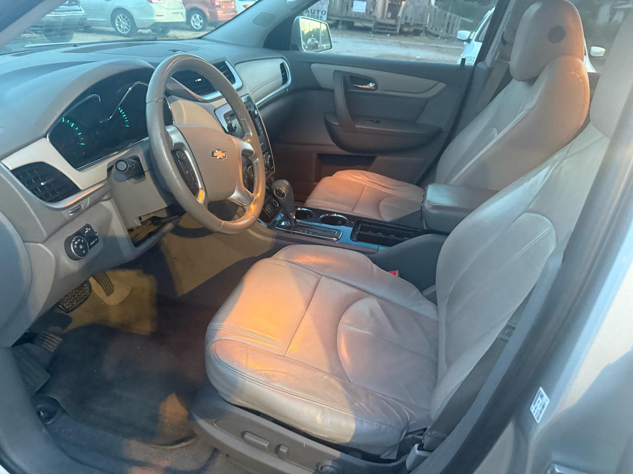 Chevrolet Traverse 2LT FWD 2017