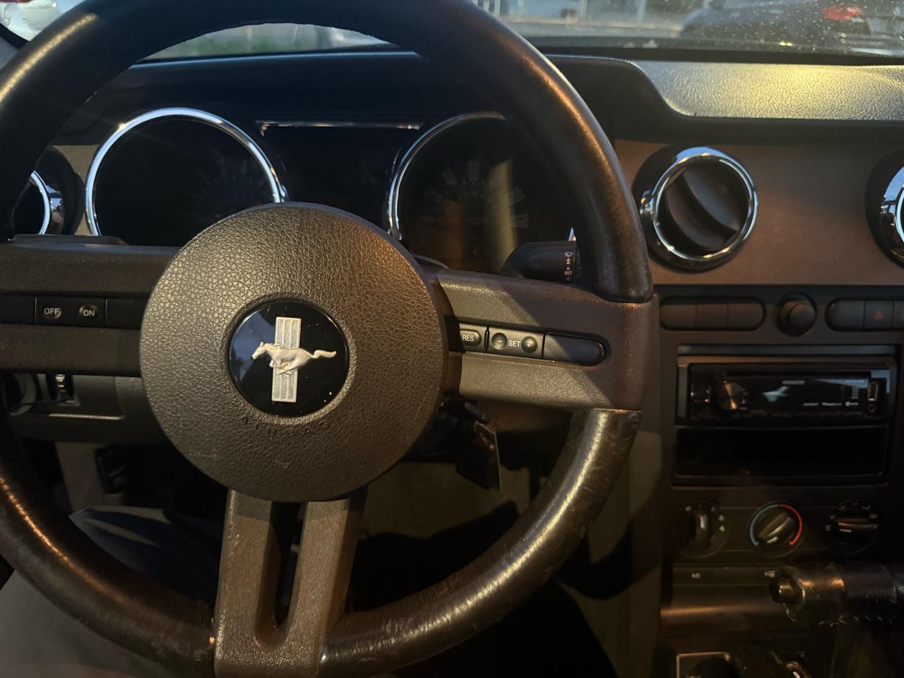 Ford Mustang V6 Coupe 2009