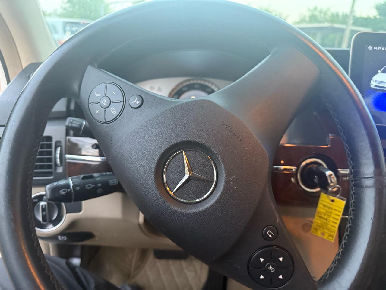 Mercedes-Benz GLK-Class GLK350 2011