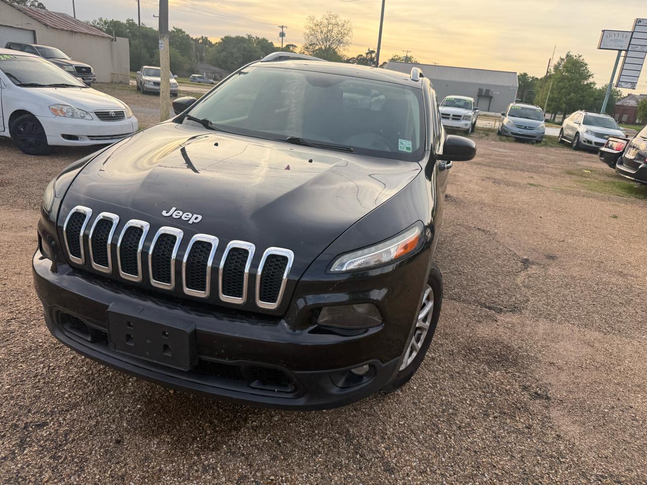 Jeep Cherokee Latitude 4WD 2016