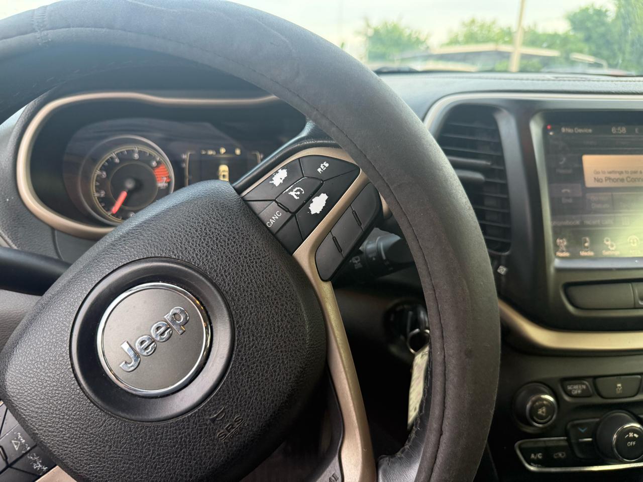 Jeep Cherokee Latitude 4WD 2016