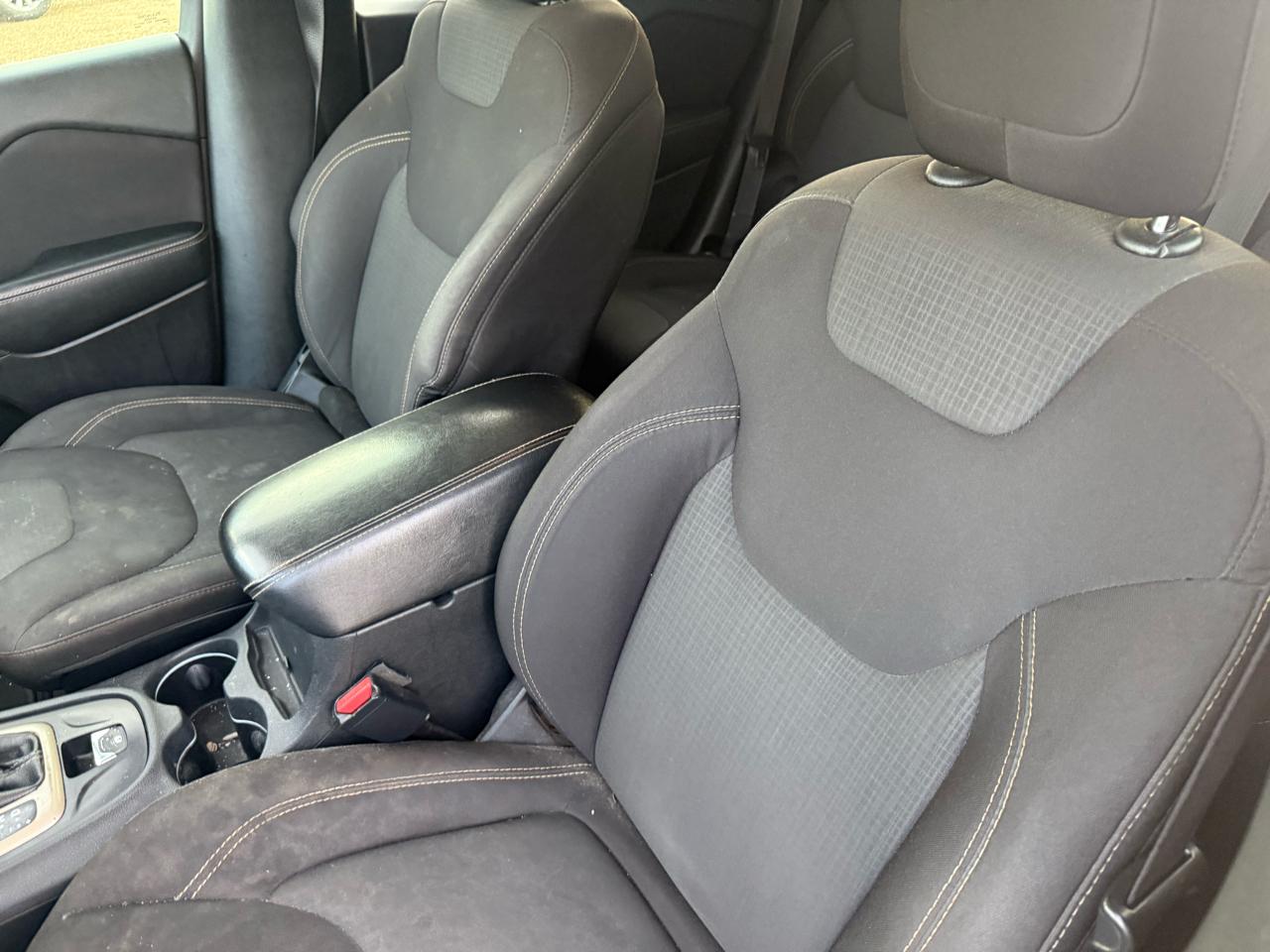 Jeep Cherokee Latitude 4WD 2016