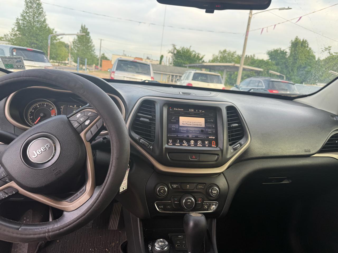 Jeep Cherokee Latitude 4WD 2016