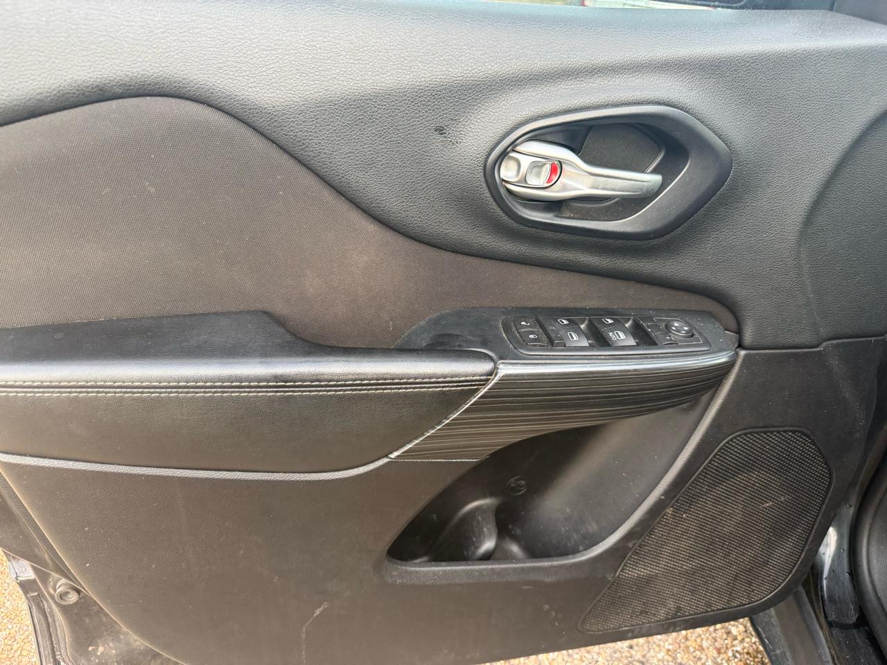 Jeep Cherokee Latitude 4WD 2016