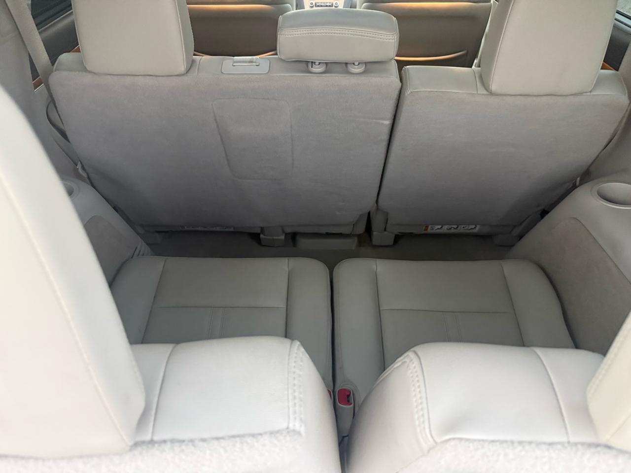 Lincoln MKT FWD 2010