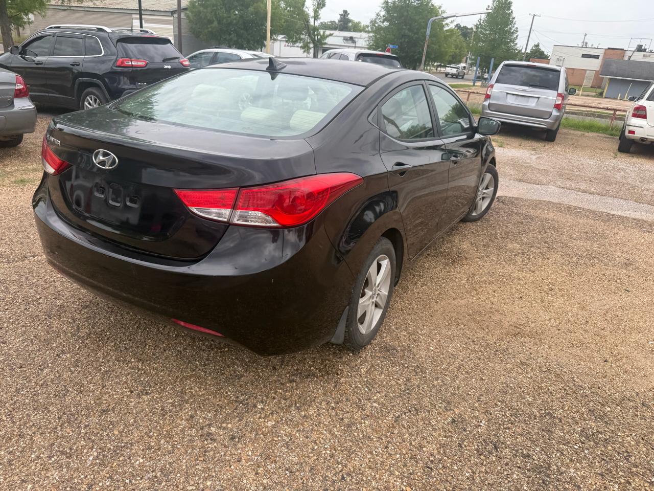 Hyundai Elantra Limited 2012