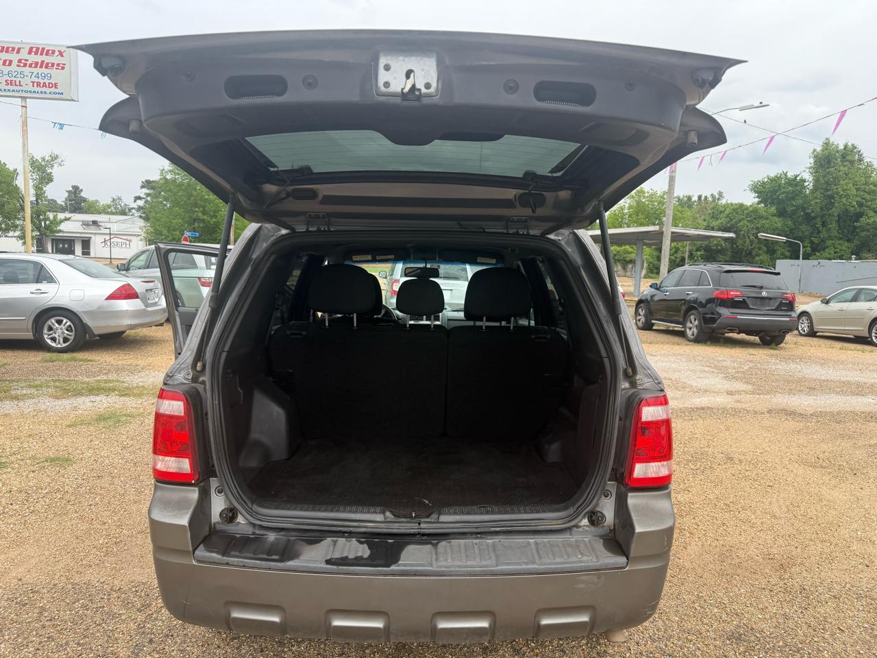 Ford Escape XLT FWD 2010