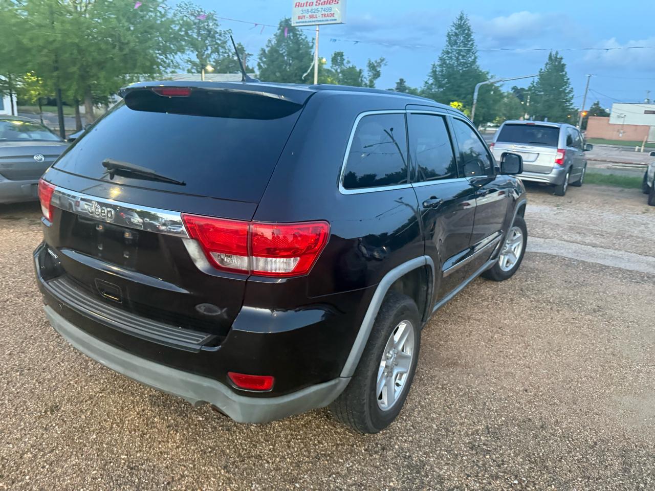 Jeep Grand Cherokee Laredo 2WD 2012