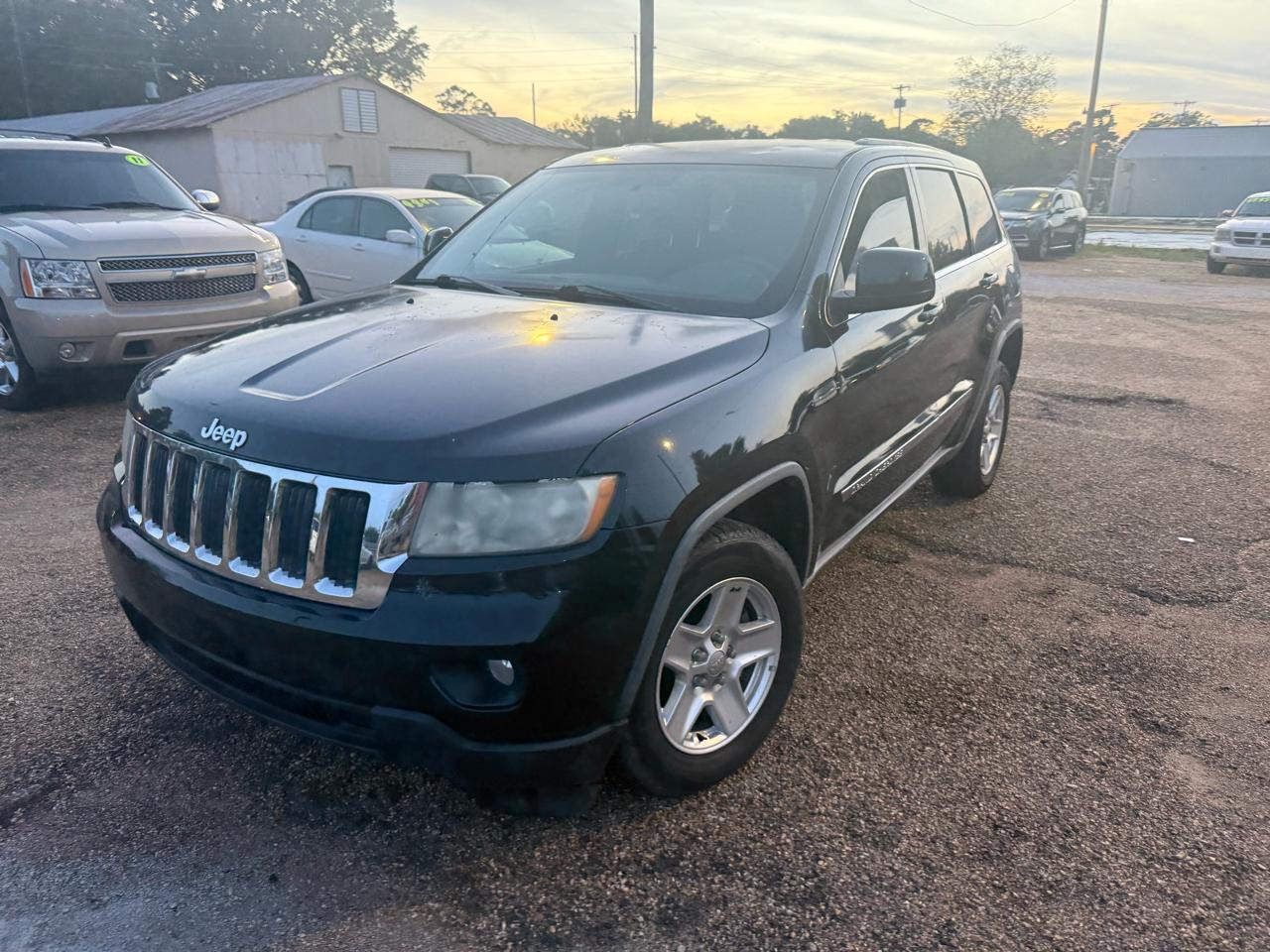 Jeep Grand Cherokee Laredo 2WD 2012
