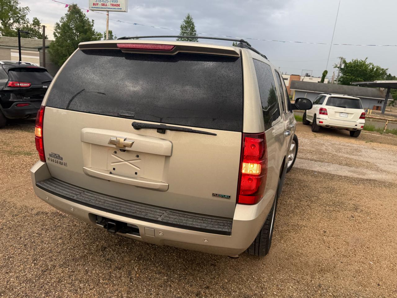 Chevrolet Tahoe LS 2WD 2011