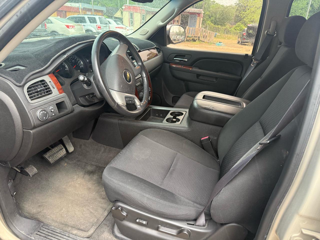 Chevrolet Tahoe LS 2WD 2011