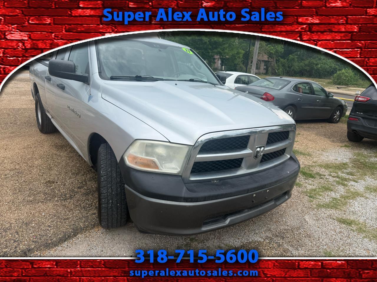 2011 RAM 1500 2WD Crew Cab 140.5" SLT