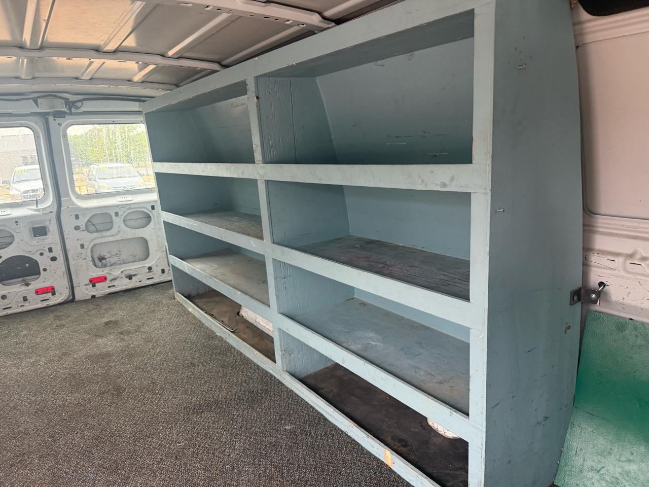 Ford Econoline E-250 Extended 2010