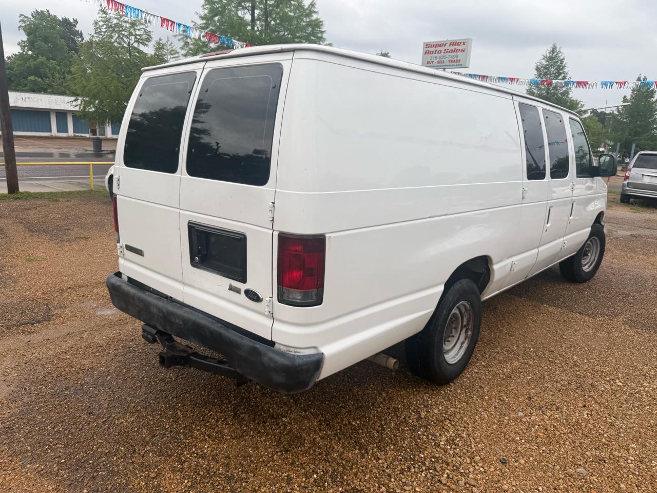Ford Econoline E-250 Extended 2009