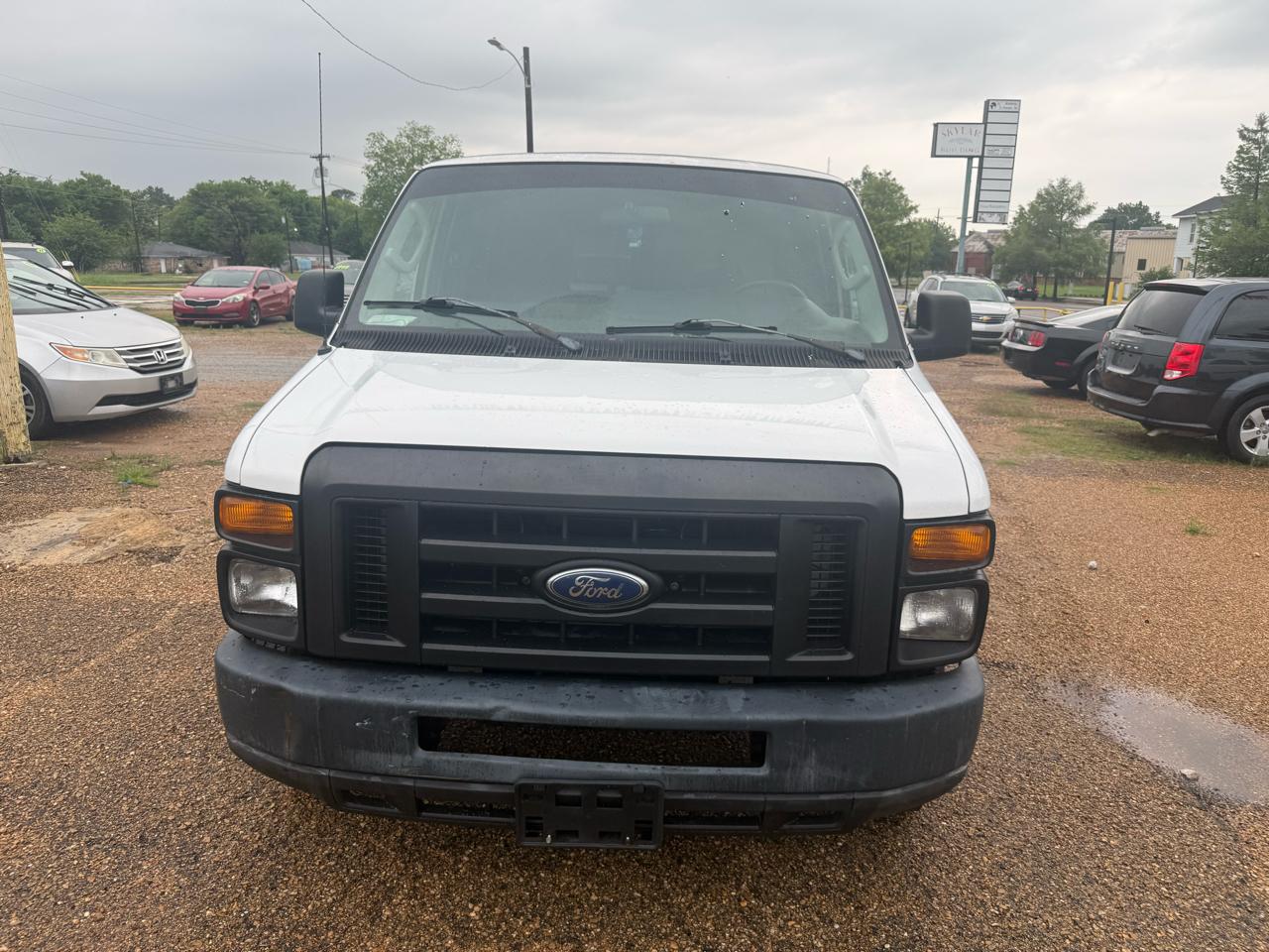 Ford Econoline E-250 Extended 2009