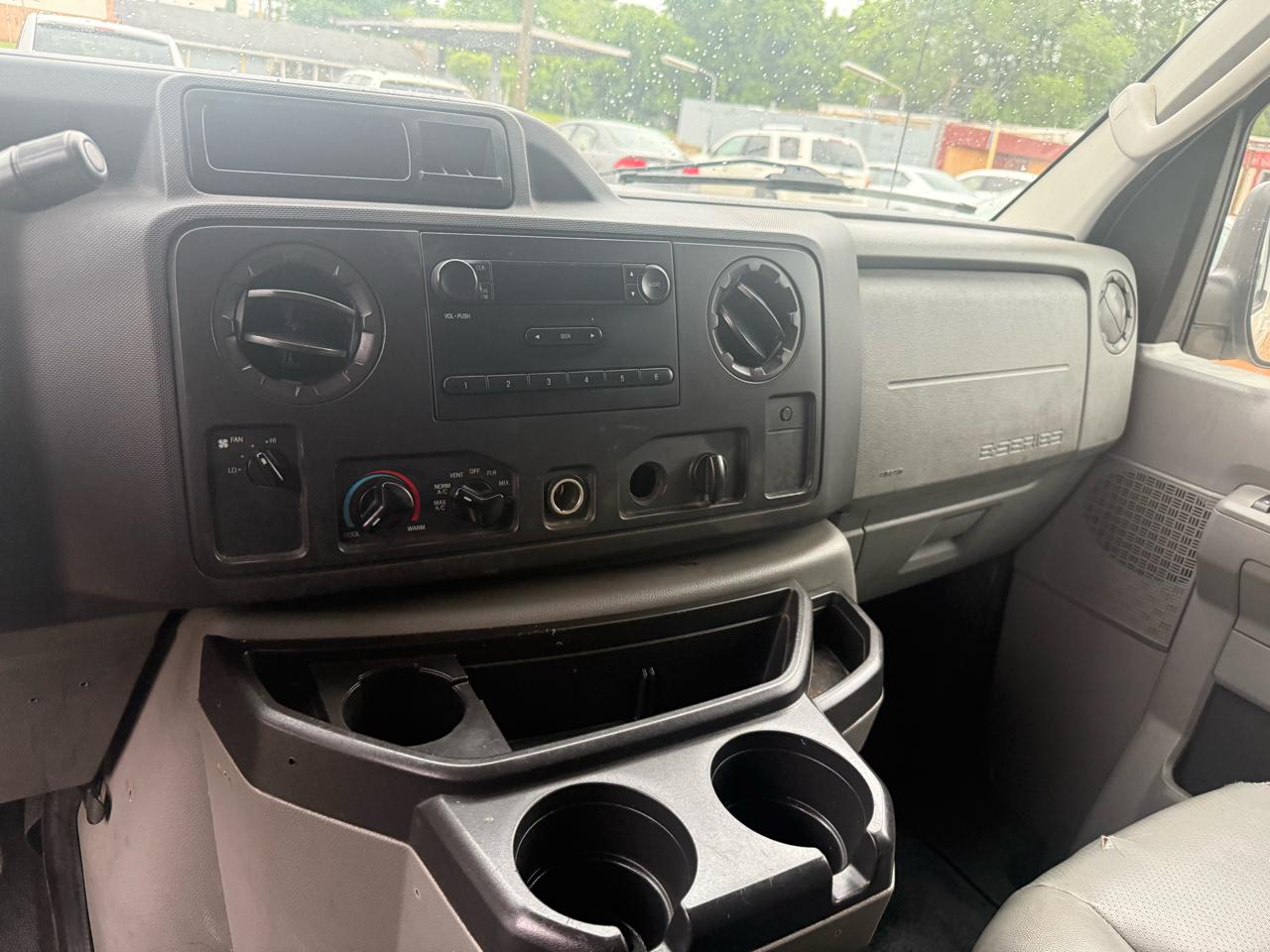 Ford Econoline E-250 Extended 2009