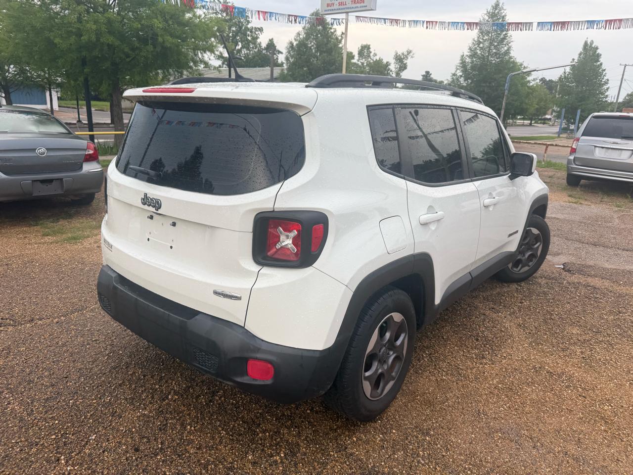 Jeep Renegade Latitude FWD 2015