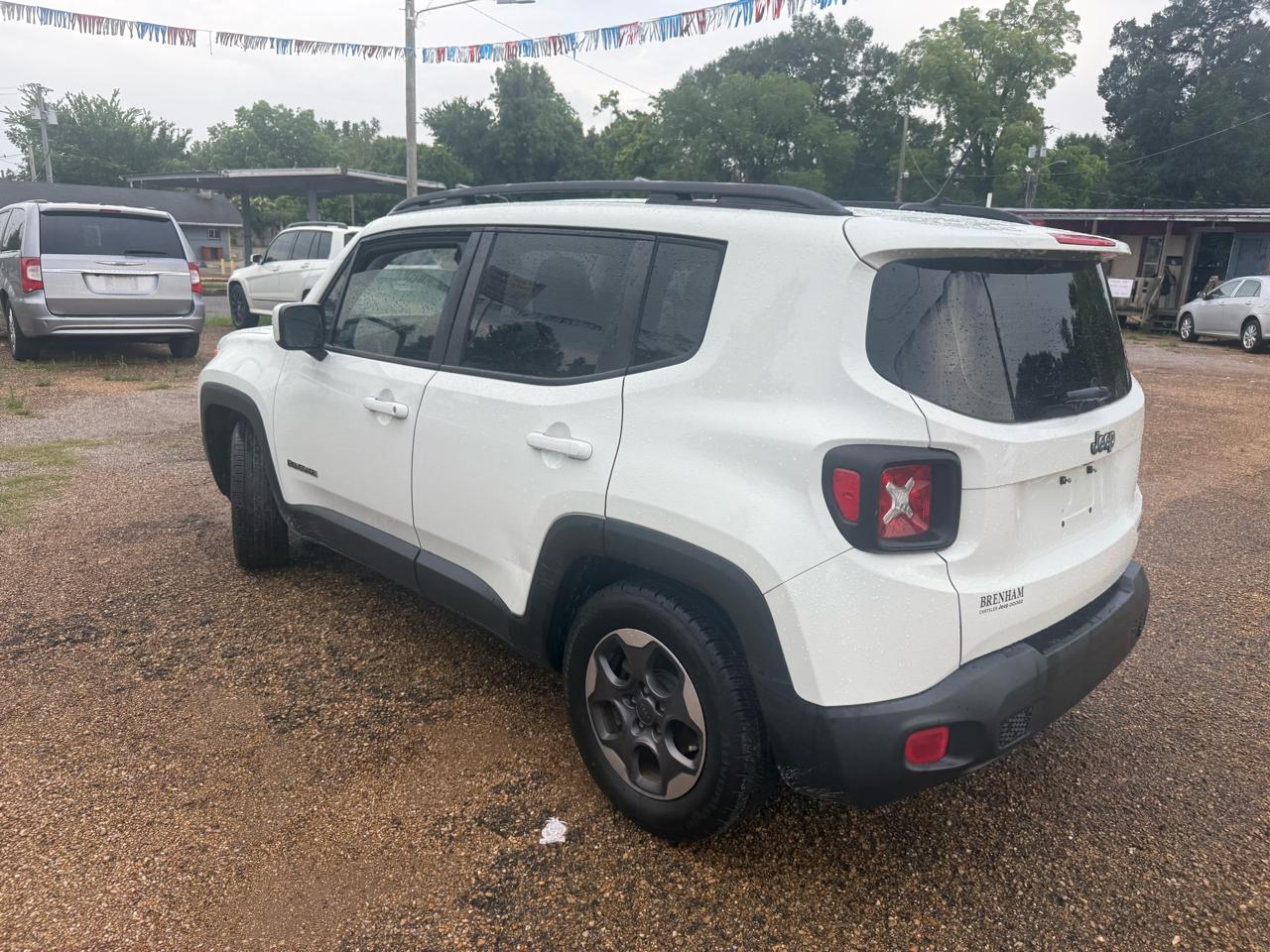 Jeep Renegade Latitude FWD 2015