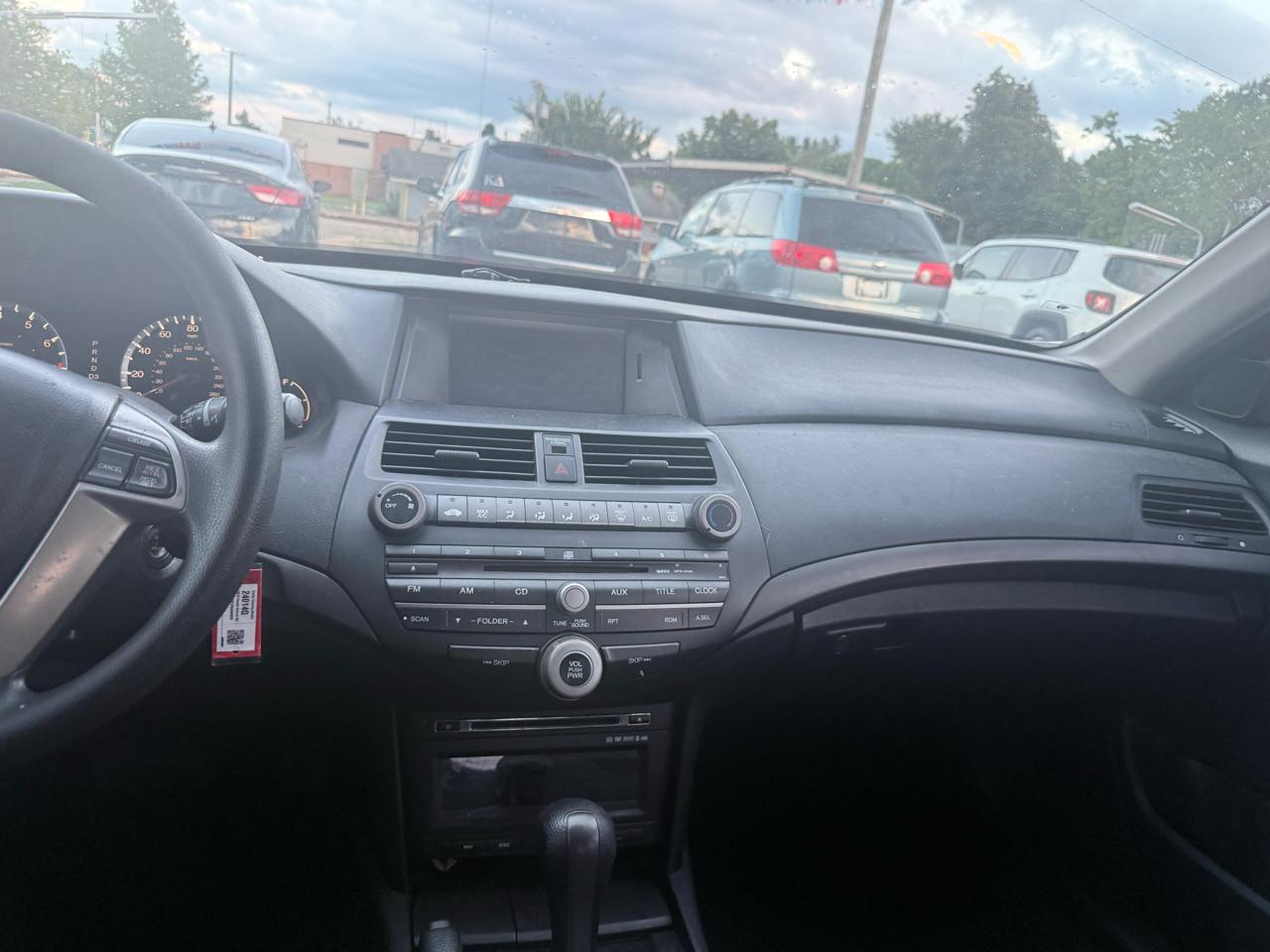 Honda Accord LX sedan AT 2010