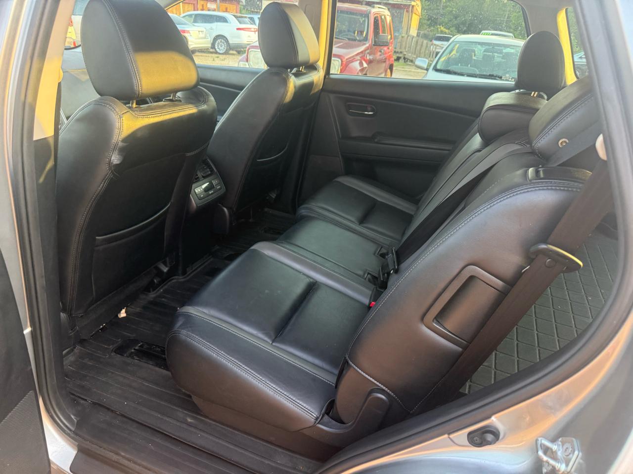 Mazda CX-9 Touring 2011