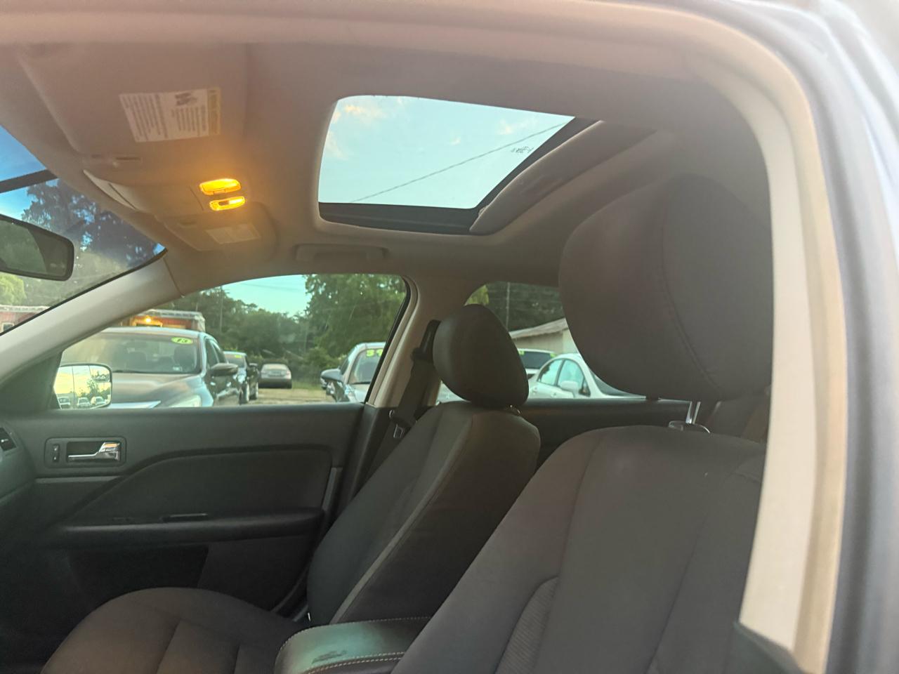 Ford Fusion SE 2012