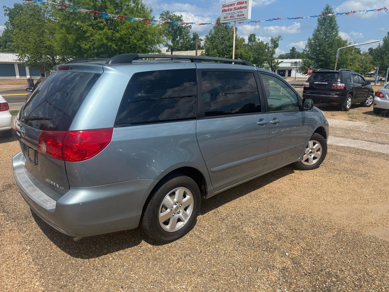 Toyota Sienna CE FWD 7-Passenger 2007
