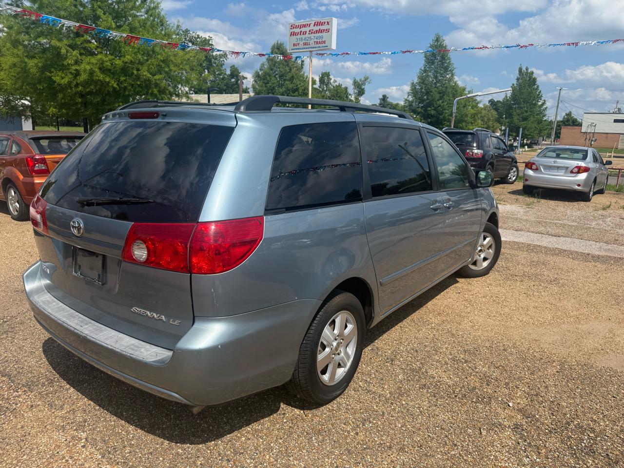 Toyota Sienna CE FWD 7-Passenger 2007