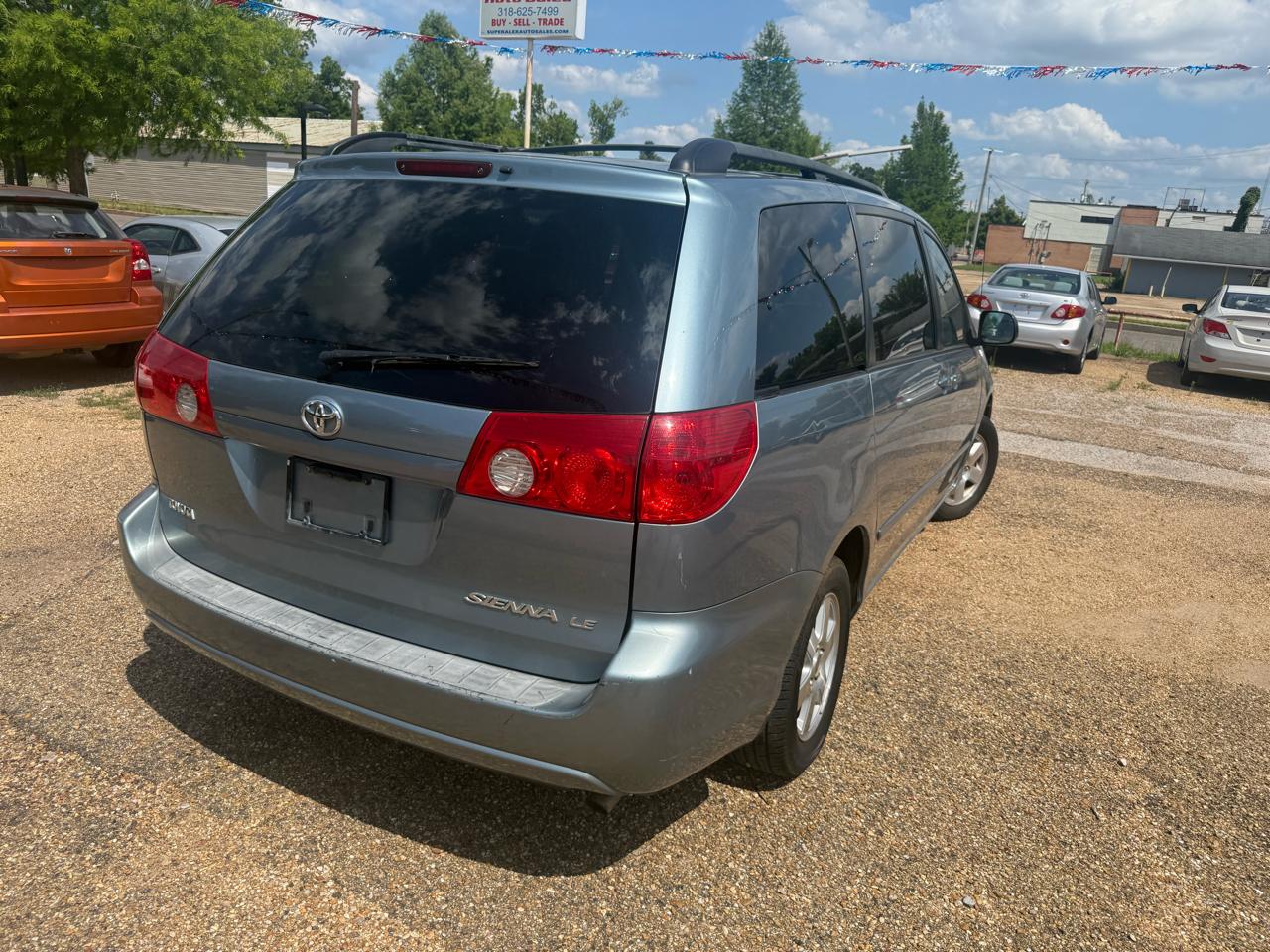 Toyota Sienna CE FWD 7-Passenger 2007