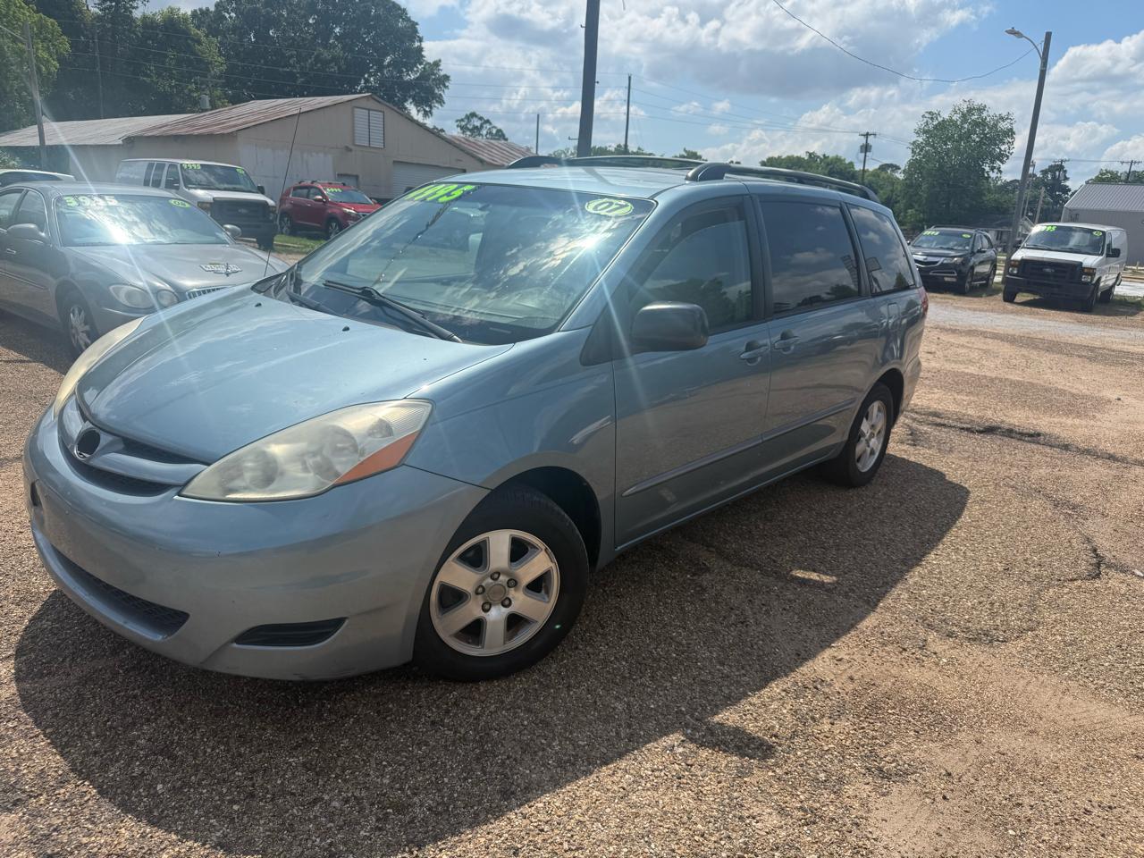 Toyota Sienna CE FWD 7-Passenger 2007