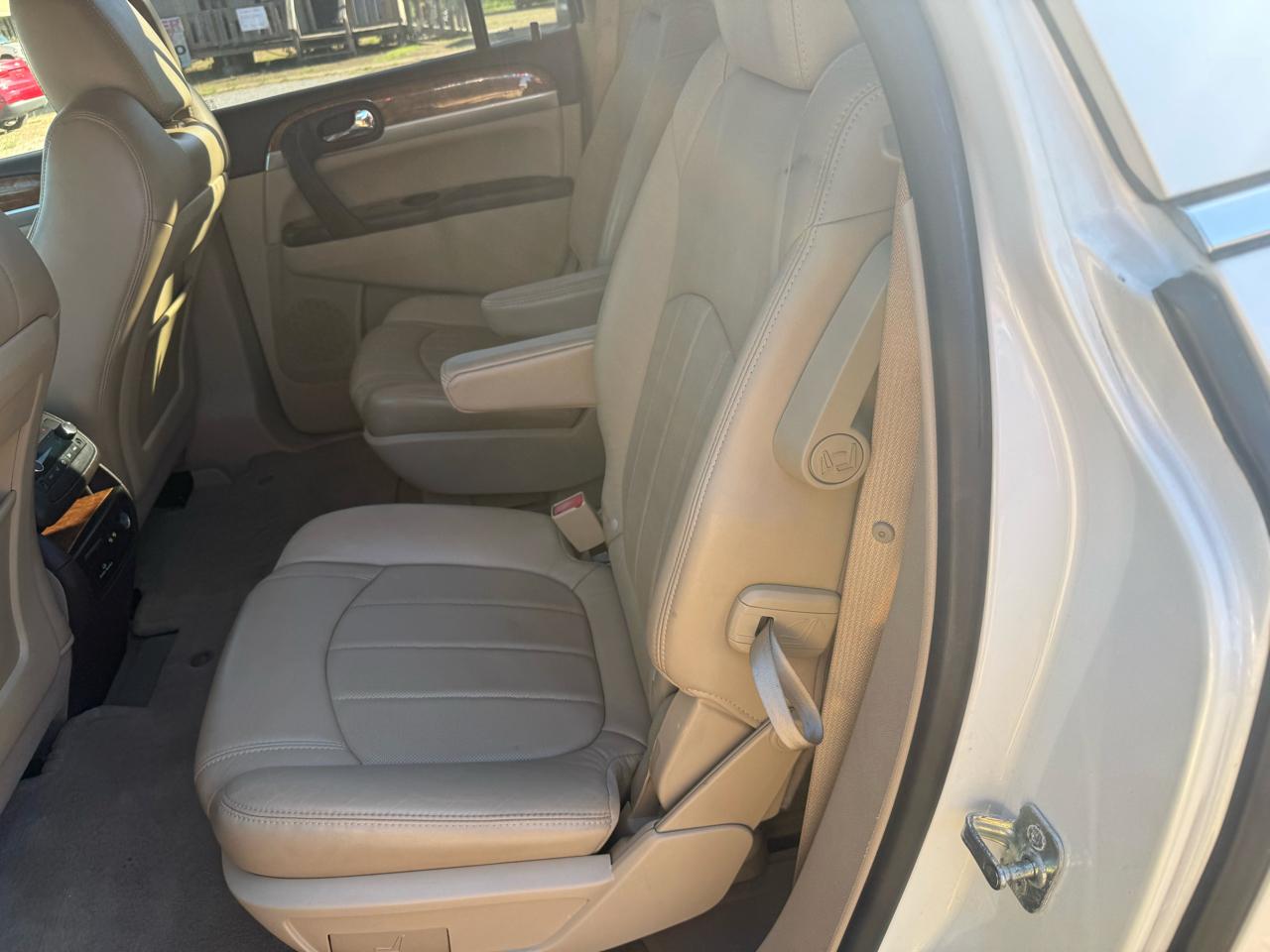 Buick Enclave Leather FWD 2012