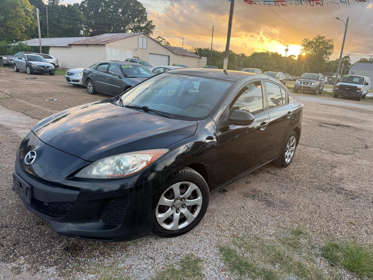 Mazda MAZDA3 i Sport 4-Door 2013
