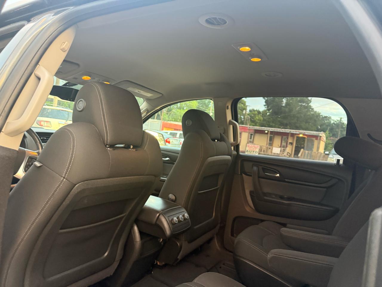 GMC Acadia SLE-2 AWD 2013