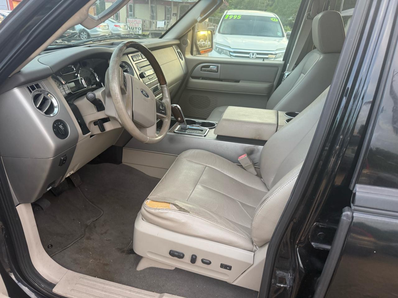Ford Expedition Limited 2WD 2008