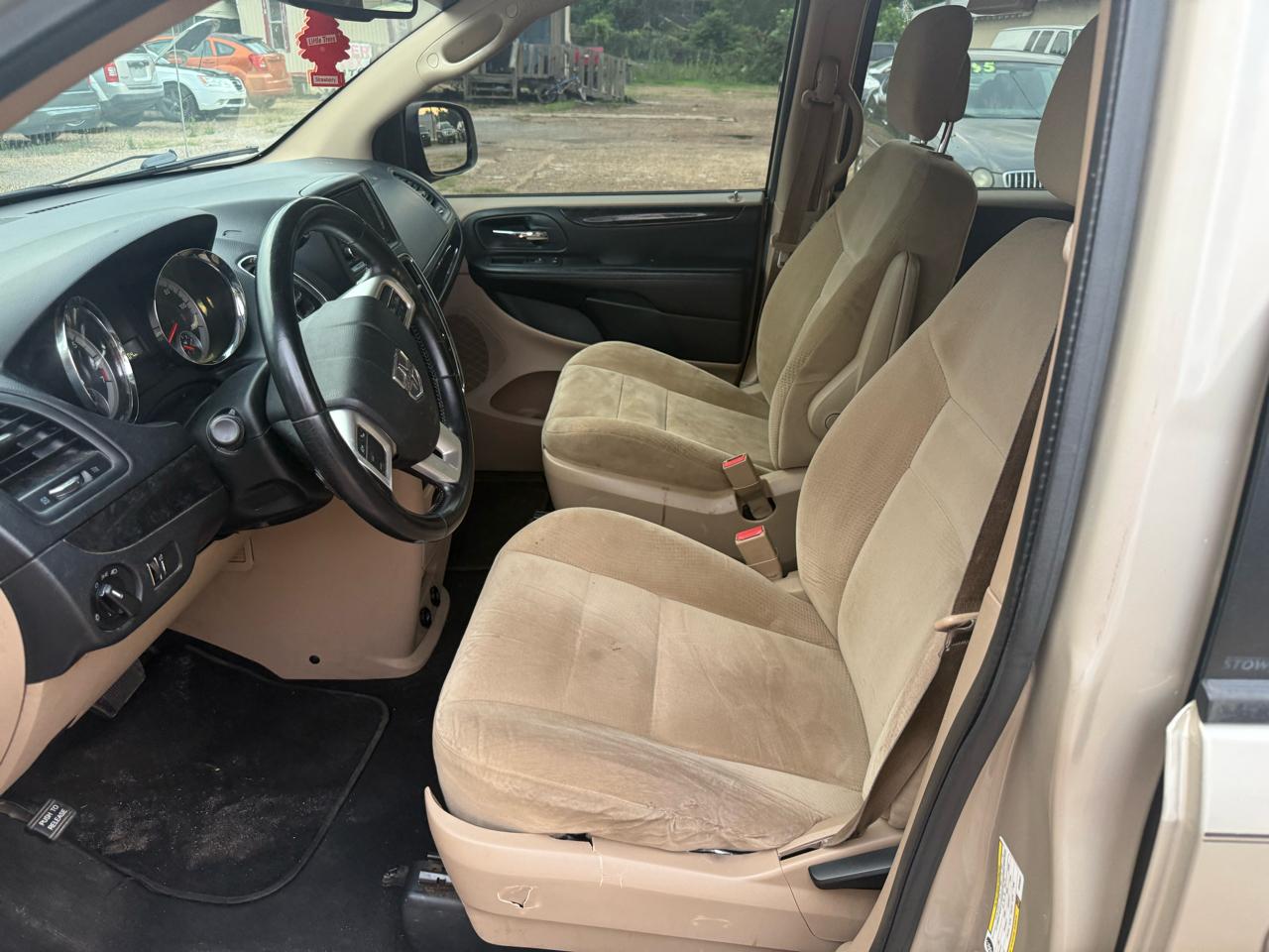 Dodge Grand Caravan SE 2014
