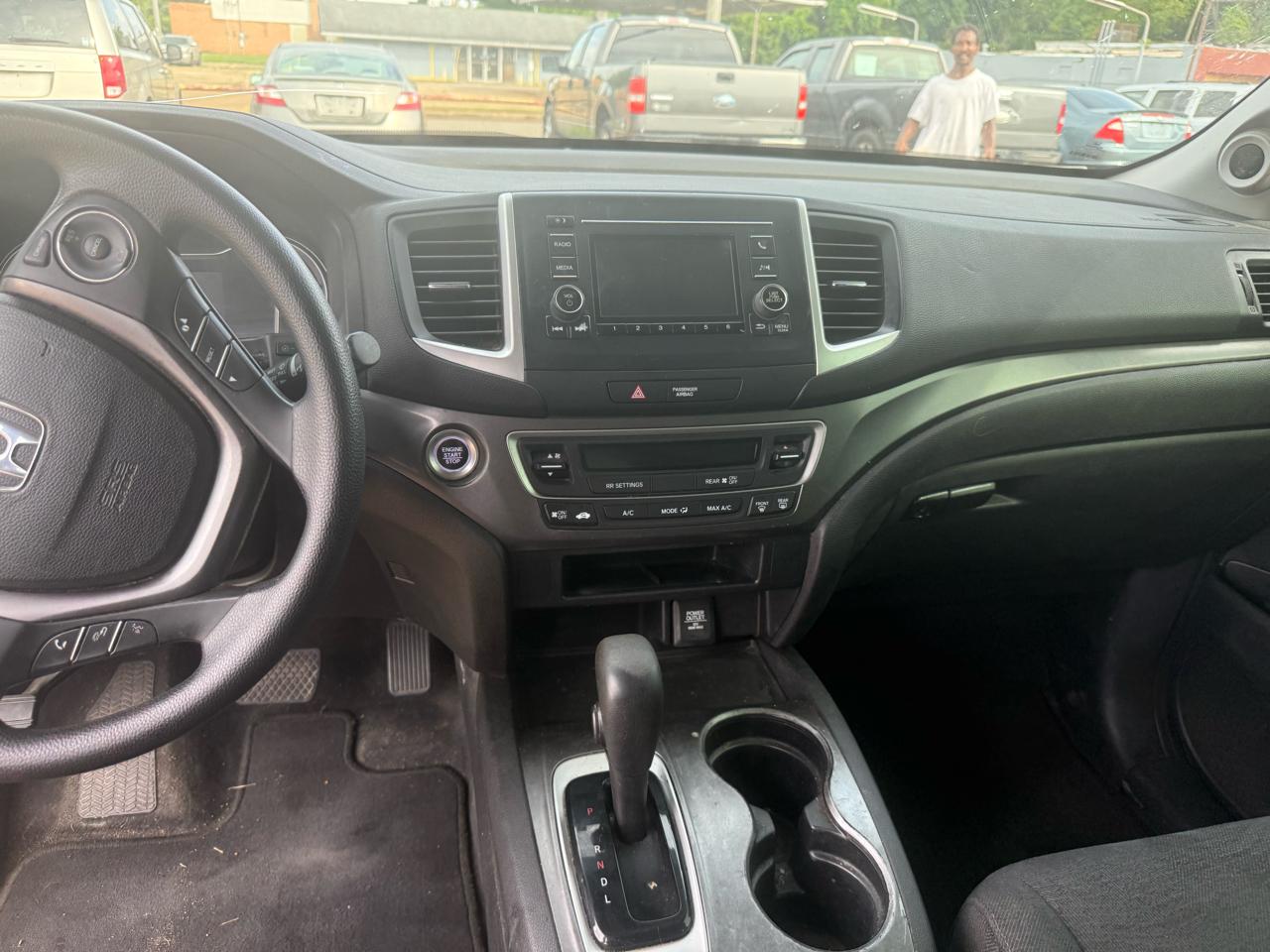 Honda Pilot LX 2WD 2017