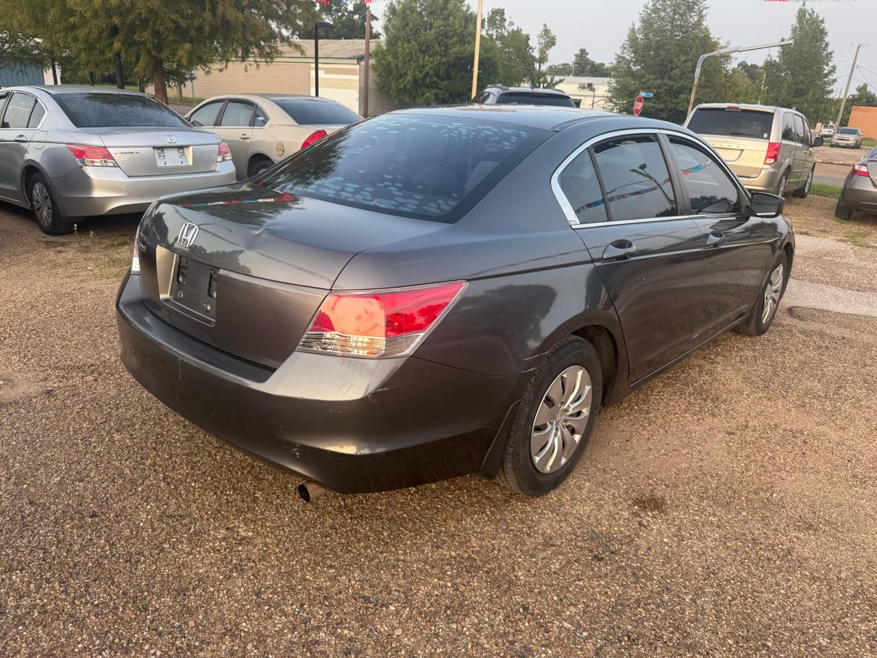 Honda Accord LX sedan AT 2009